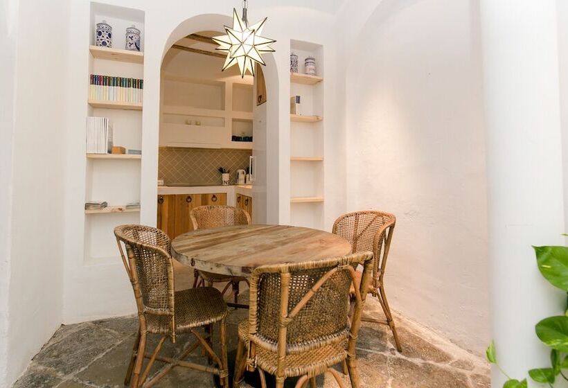 Hospedaje Pensión La Almohada