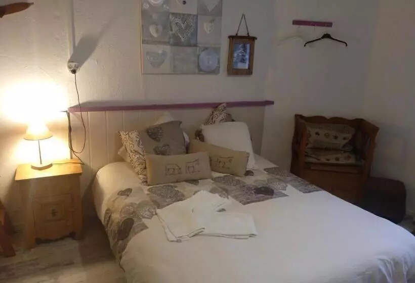 Majatalo Auberge De La Grange Spa & Sauna