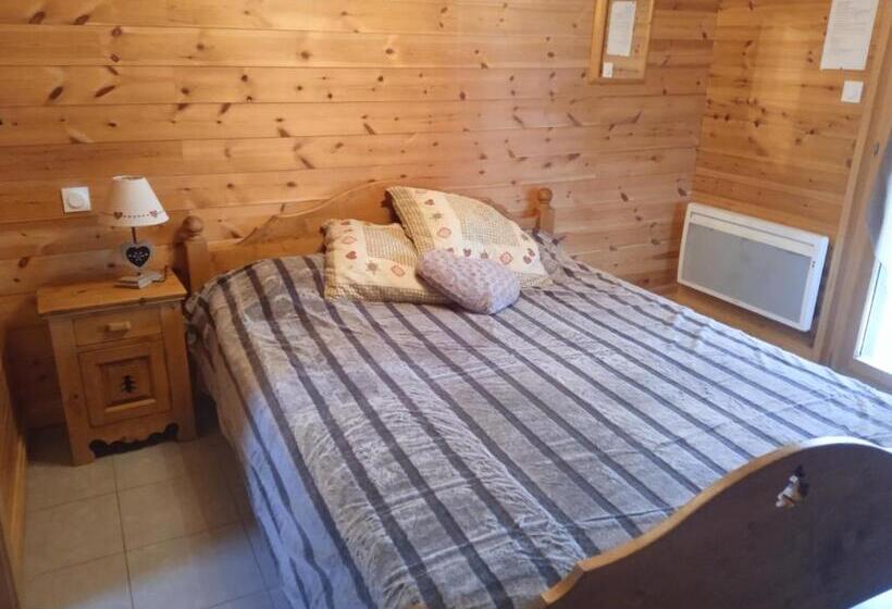 ペンション Auberge De La Grange Spa & Sauna