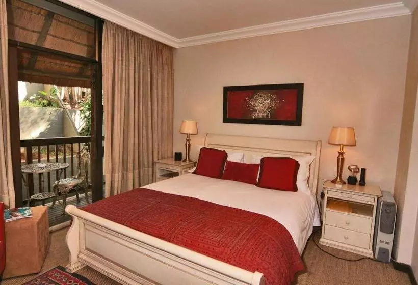 پانسیون Lembali Lodge Luxury Guesthouse