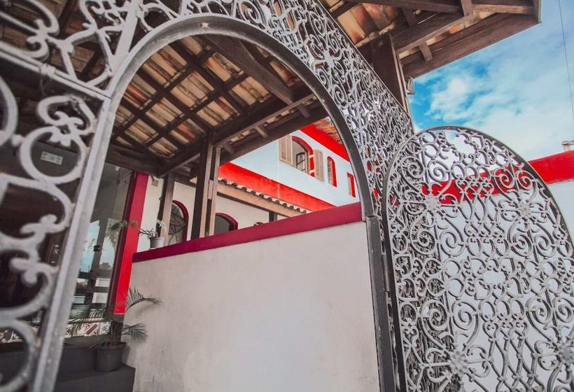 ペンション Pousada Chale Suisso