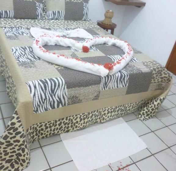 پانسیون Pousada Lua Cheia