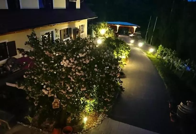 Majatalo Weingut Winzerzimmer Toso