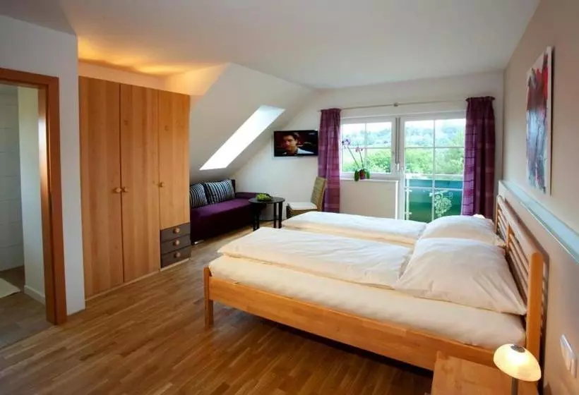 Majatalo Weingut Winzerzimmer Toso