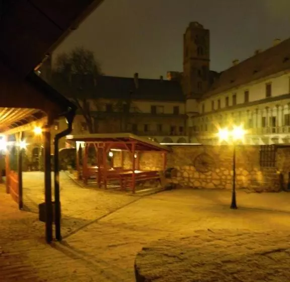 ペンション Zámecký Penzion Rotunda