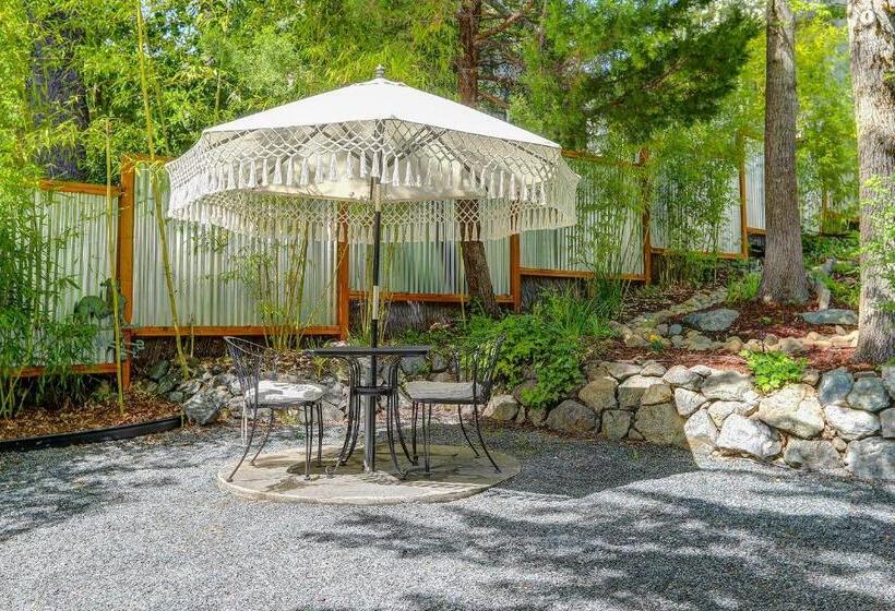 Общежитие Broad Street Inn