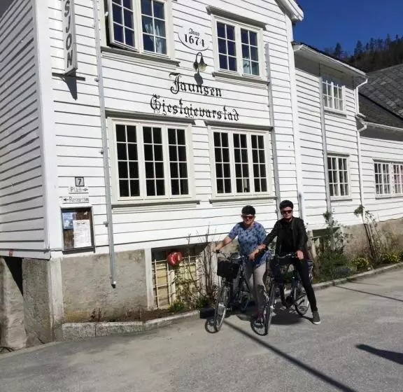 Retkeilymaja Jaunsen Gjestgjevarstad