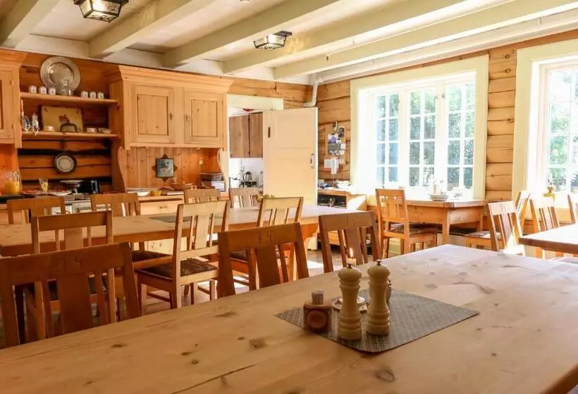 Retkeilymaja Jaunsen Gjestgjevarstad