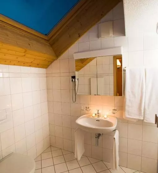 Retkeilymaja Landgasthof Eischen