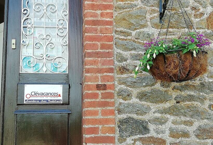 민박 Chambres D Hotes Vue De La Rance