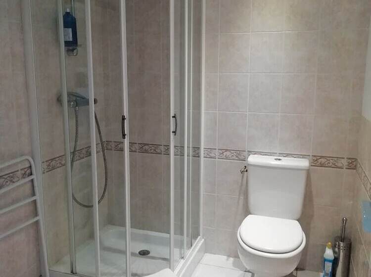 민박 Chambres D Hotes Vue De La Rance