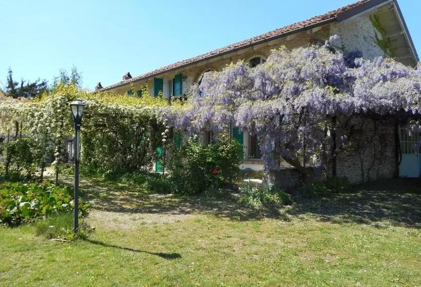 ホテル Agriturismo Cascina Serra