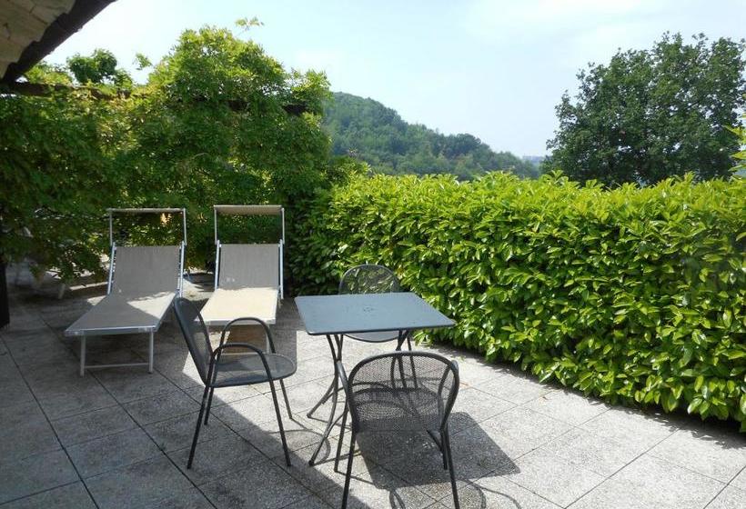 ホテル Agriturismo Cascina Serra