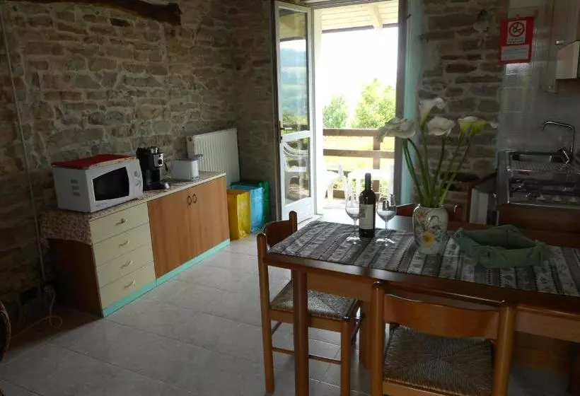 ホテル Agriturismo Cascina Serra