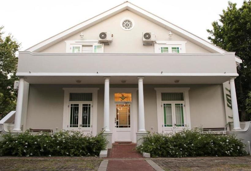 ペンション Caledon Villa