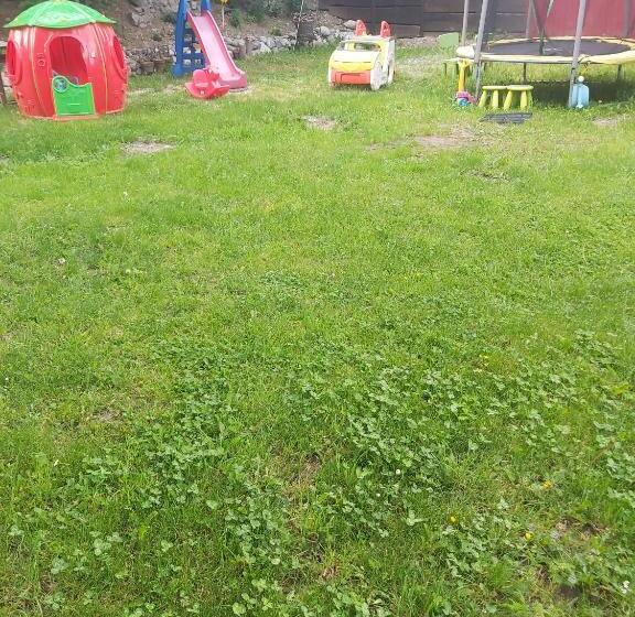 פנסיון Camere De Inchiriat Cascada