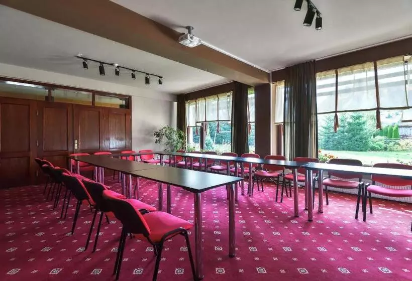 ペンション Casa Muntelui