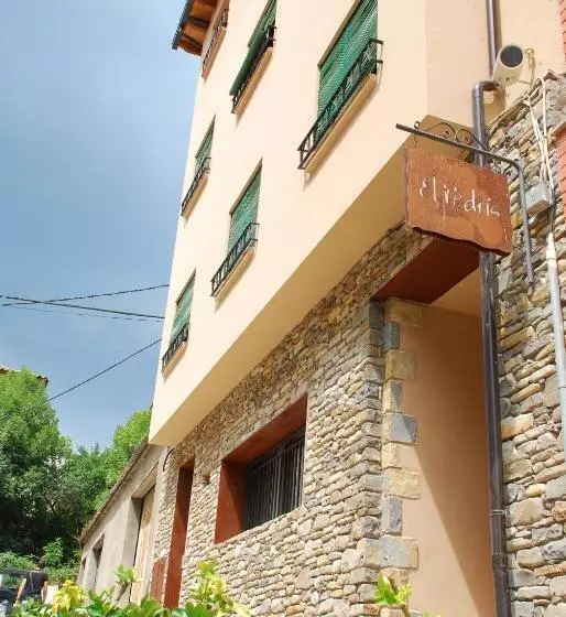 ペンション El Pedrís