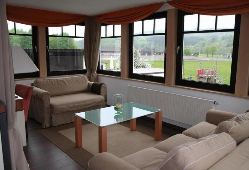 ペンション Gästehaus Schwarzenauer Mühle