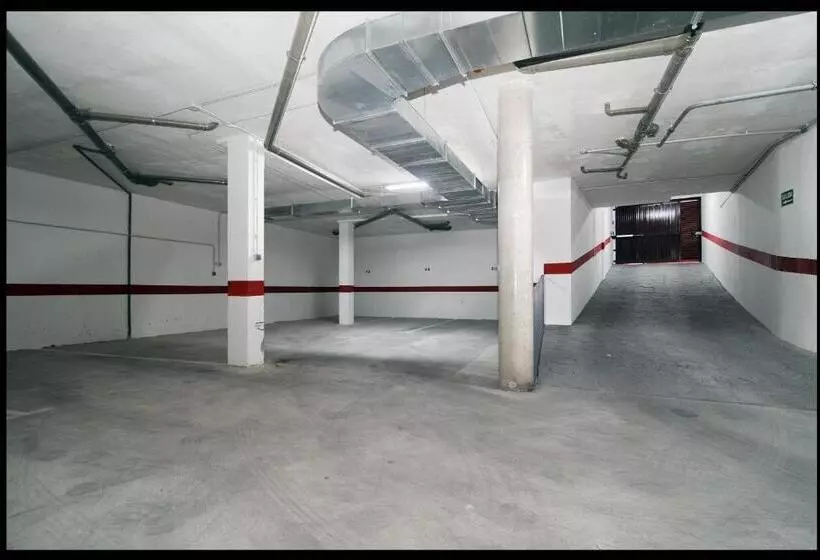 ペンション Hostal Don Rodrigo