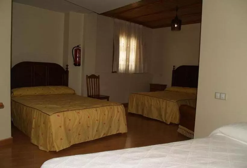 Majatalo Hostal Tribal