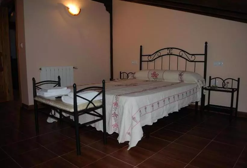 پانسیون Hosteria El Corralucu