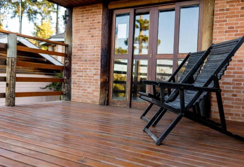 پانسیون Pousada 3 Pinheiros A 400m Do Museu Automotivo Carde