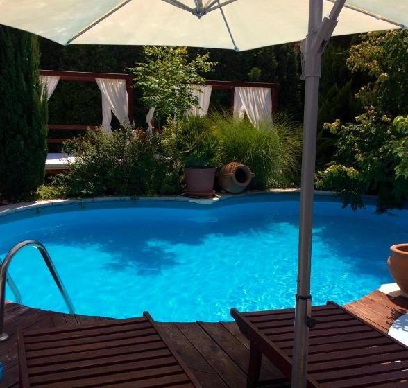 بنسيون Szent Kristof Panzio