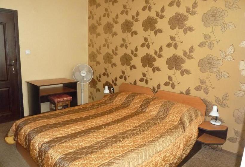 펜션 Tarnovski Dom Guest Rooms