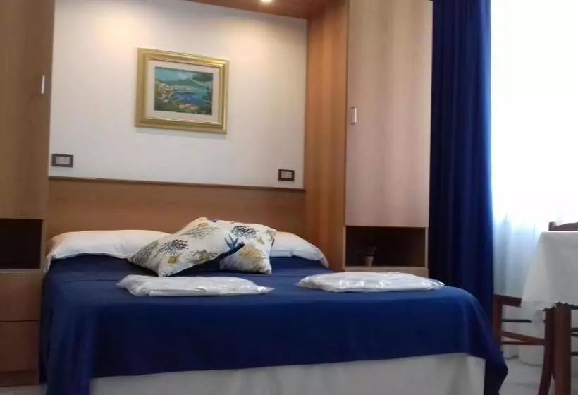 Villa Laura Residence Hotel Apartments & Studios