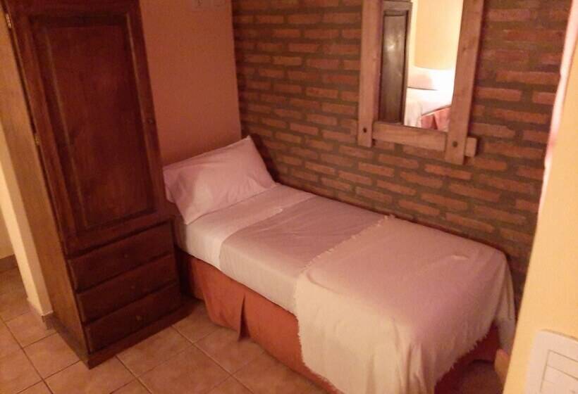 ユースホステル Kau Kaleshen