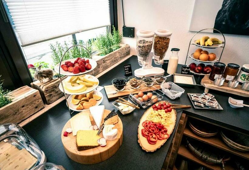 ペンション Golf & Ski Chalet