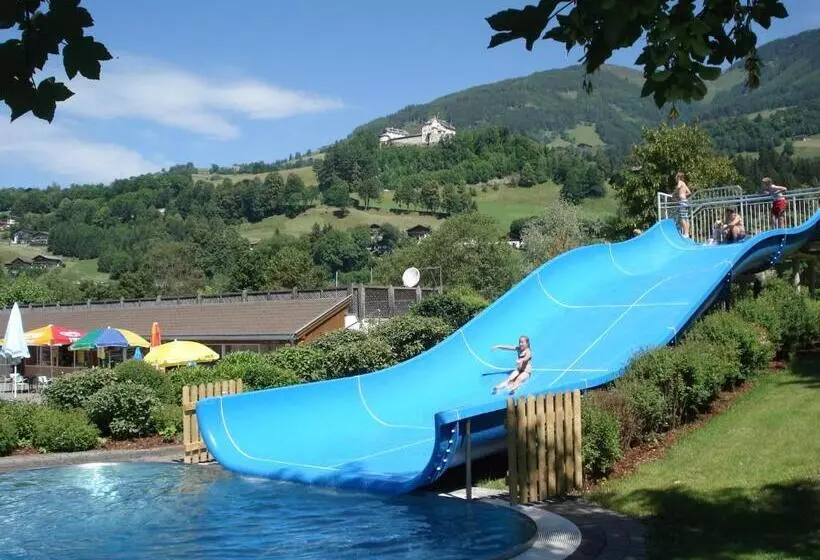 ペンション Golf & Ski Chalet