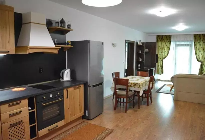 پانسیون Guest House Mimosa