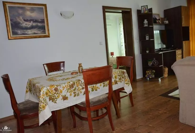 پانسیون Guest House Mimosa