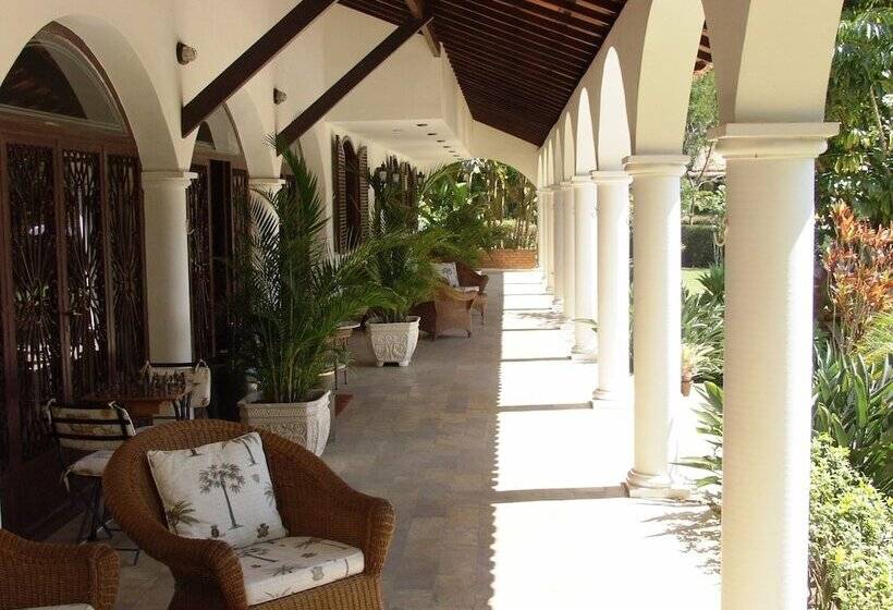 بنسيون Ninho Da Arara