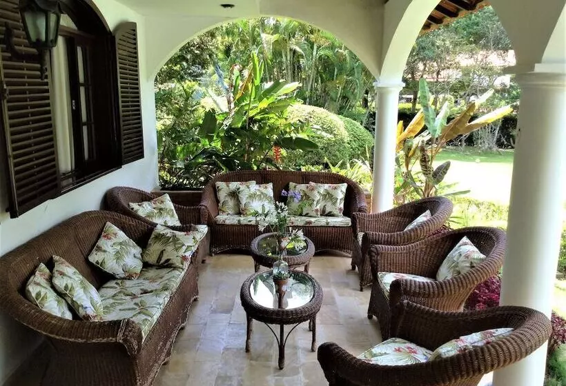 Majatalo Ninho Da Arara