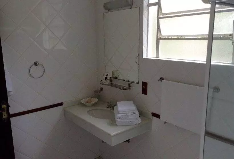 Majatalo Ninho Da Arara