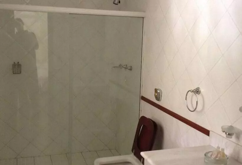 Majatalo Ninho Da Arara