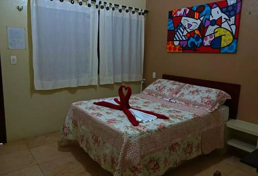 Majatalo Pousada Dos Hibiscos