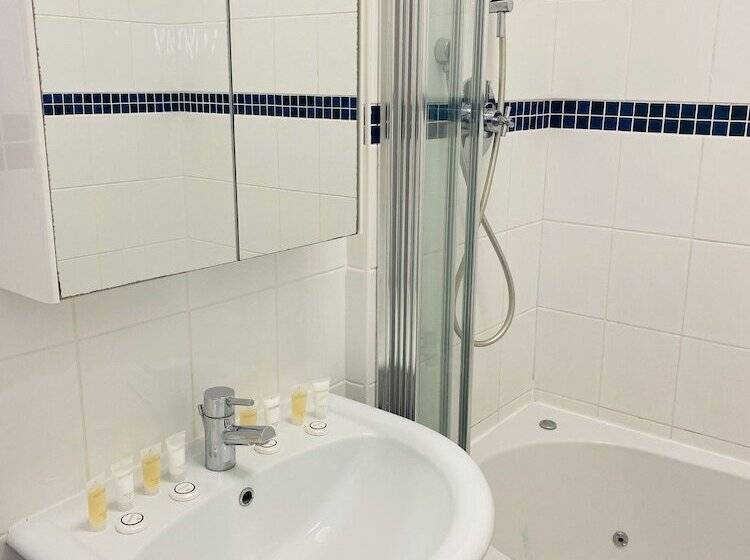 膳宿费 The Grosvenor House