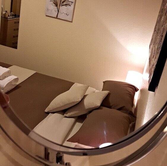 膳宿费 Westbrook Lodge Guest House