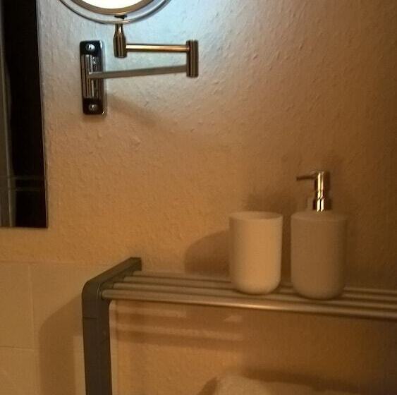 膳宿费 Westbrook Lodge Guest House