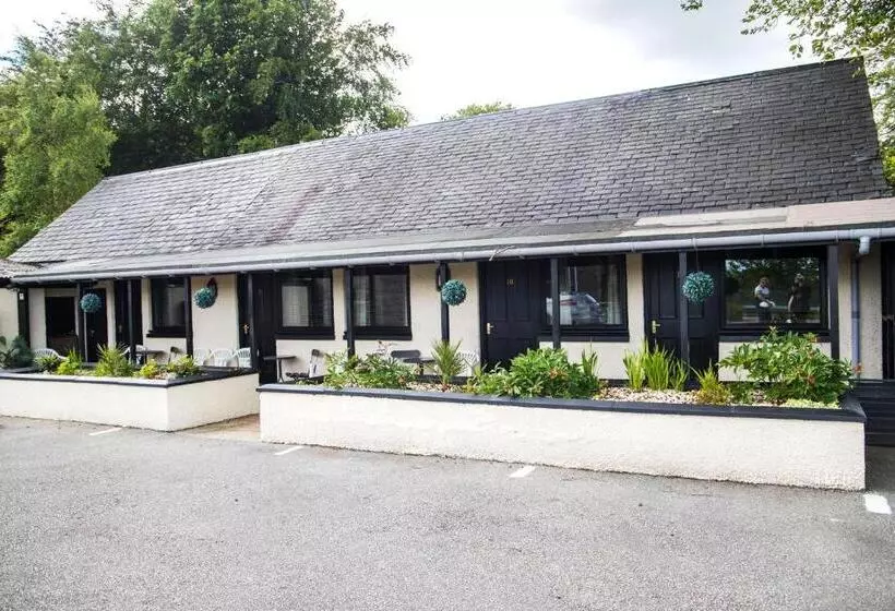 Hostel Ardennan House