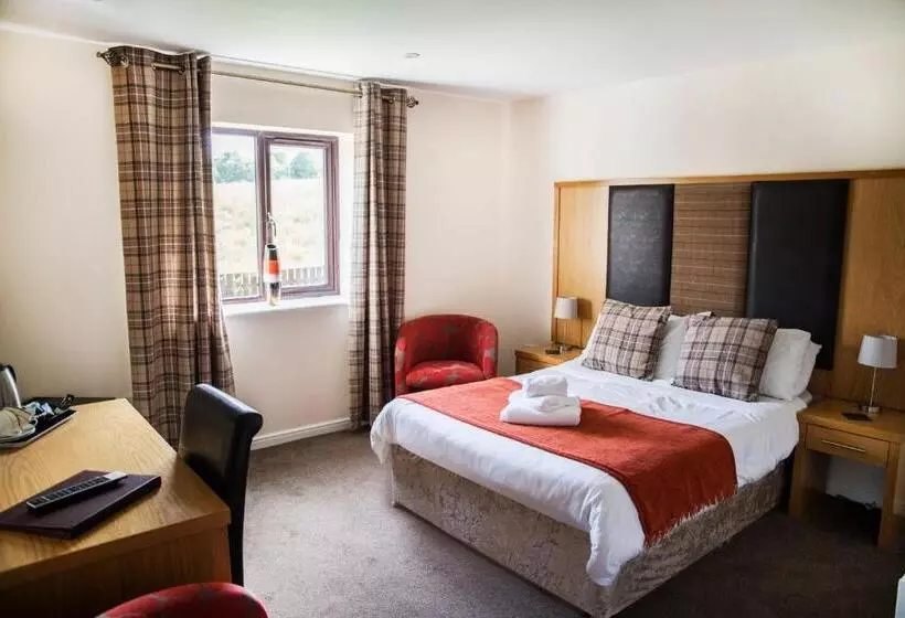 Hostel Ardennan House