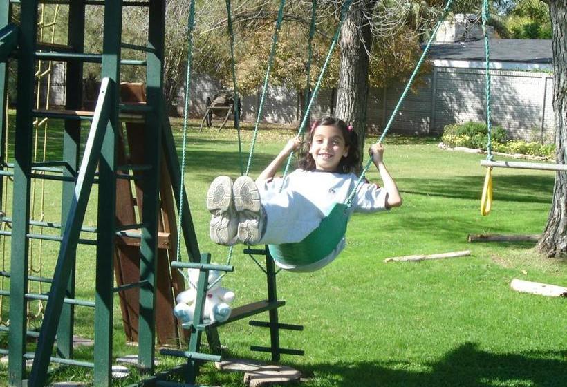 Herberge Robles De Besares