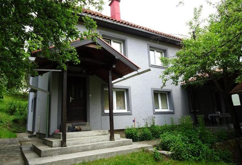 پانسیون Guest Accommodation Bakic
