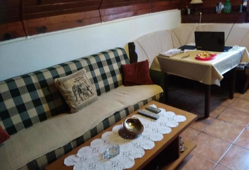 پانسیون Guest Accommodation Bakic