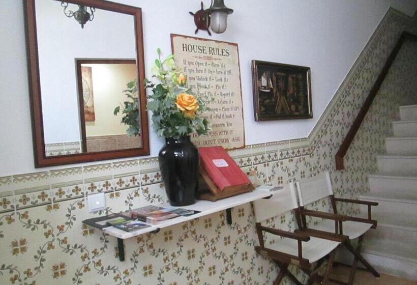پانسیون Guest House Capitao Mor