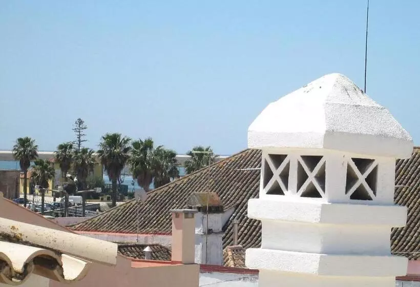 پانسیون Guest House Capitao Mor